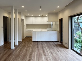 耐震補強と断熱材に包まれた安心で快適な家　大田区E様邸